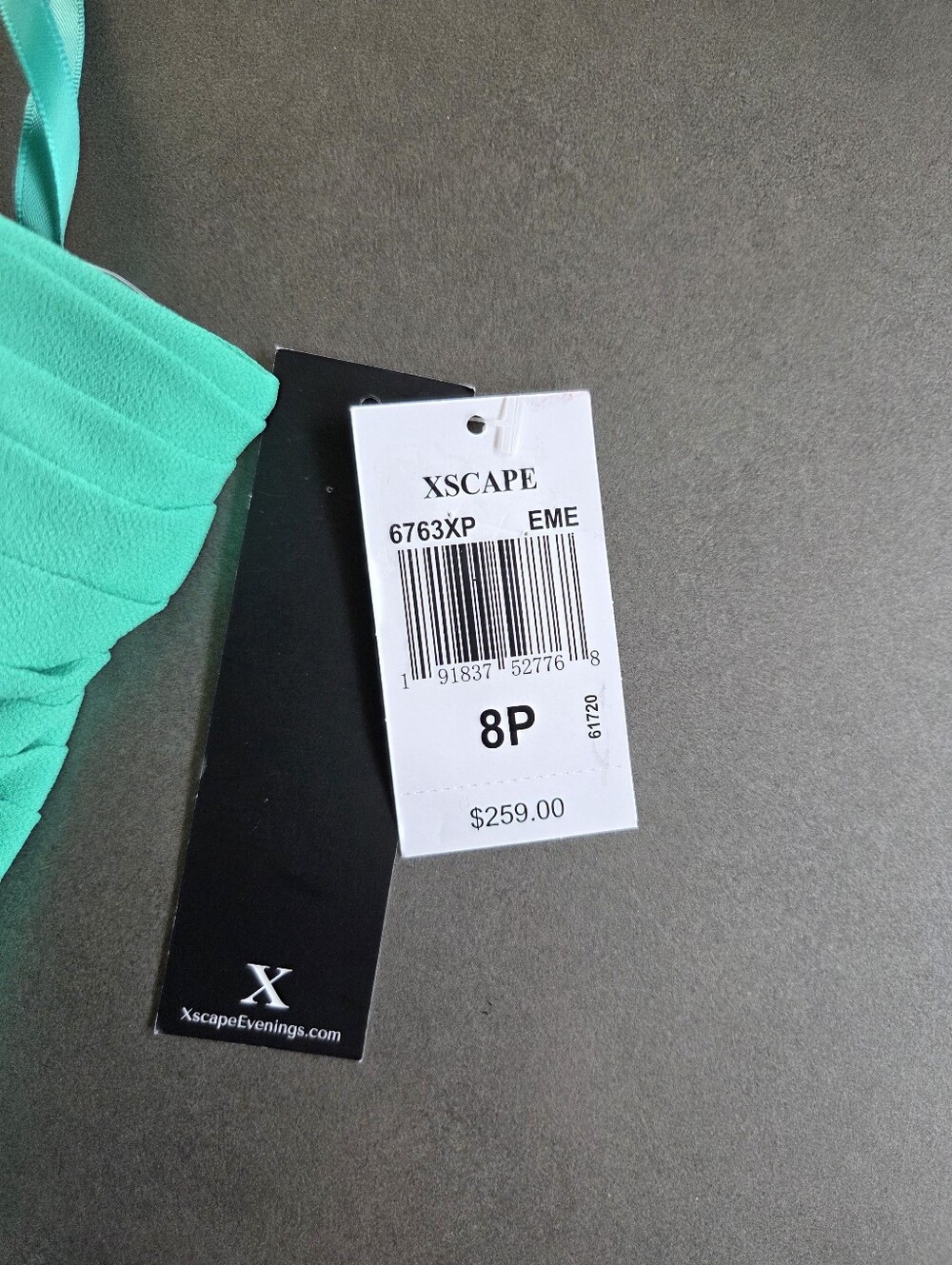 Xscape Green Sleeveless Pleated Chiffon Maxi Gown Size 8P $259 NWT - Picture 9 of 14
